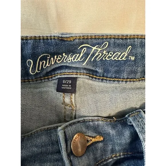 Universal Thread Women's High Rise Distressed Denim Shorts Size 8 Blue - Picture 5 of 8